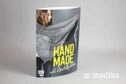 Perfekt für Werbebilder, Werbeanzeigen oder als Infoständer in der Modebranche, da die Bilder auf den Ellipsenaufstellern sehr gut zur Geltung kommen. Ellipsenaufsteller mit Werbung für Hand Made